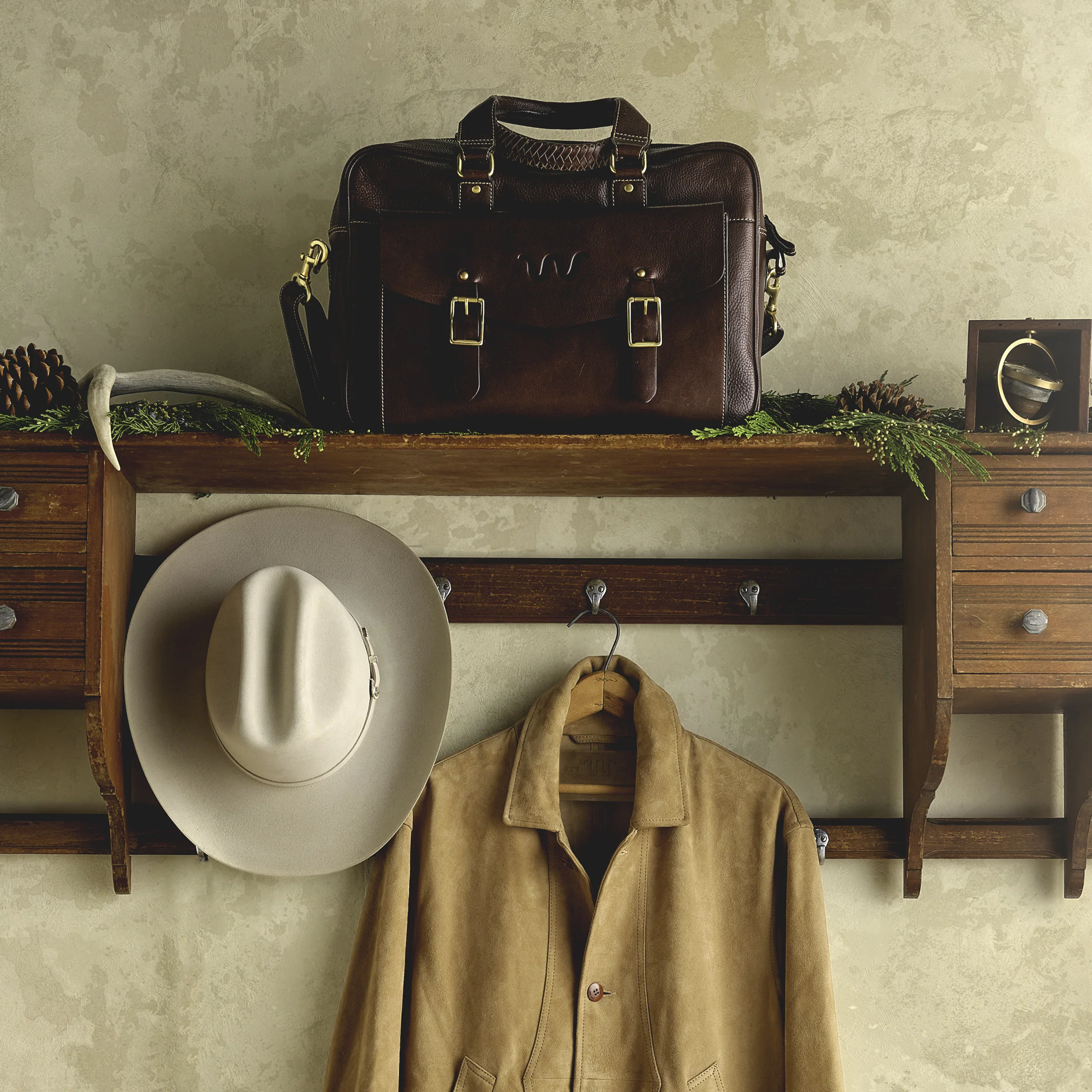 Laureles Messenger Briefcase - Image 10