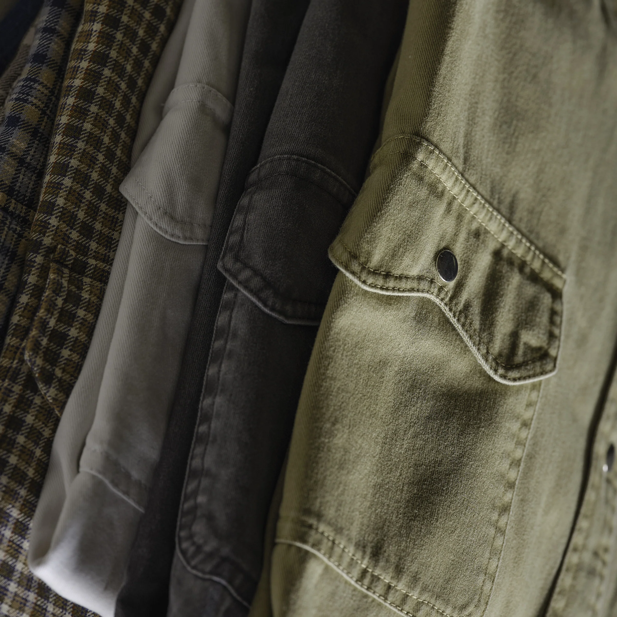 Men's Creek Barn Washed Twill Shirt - Image 25