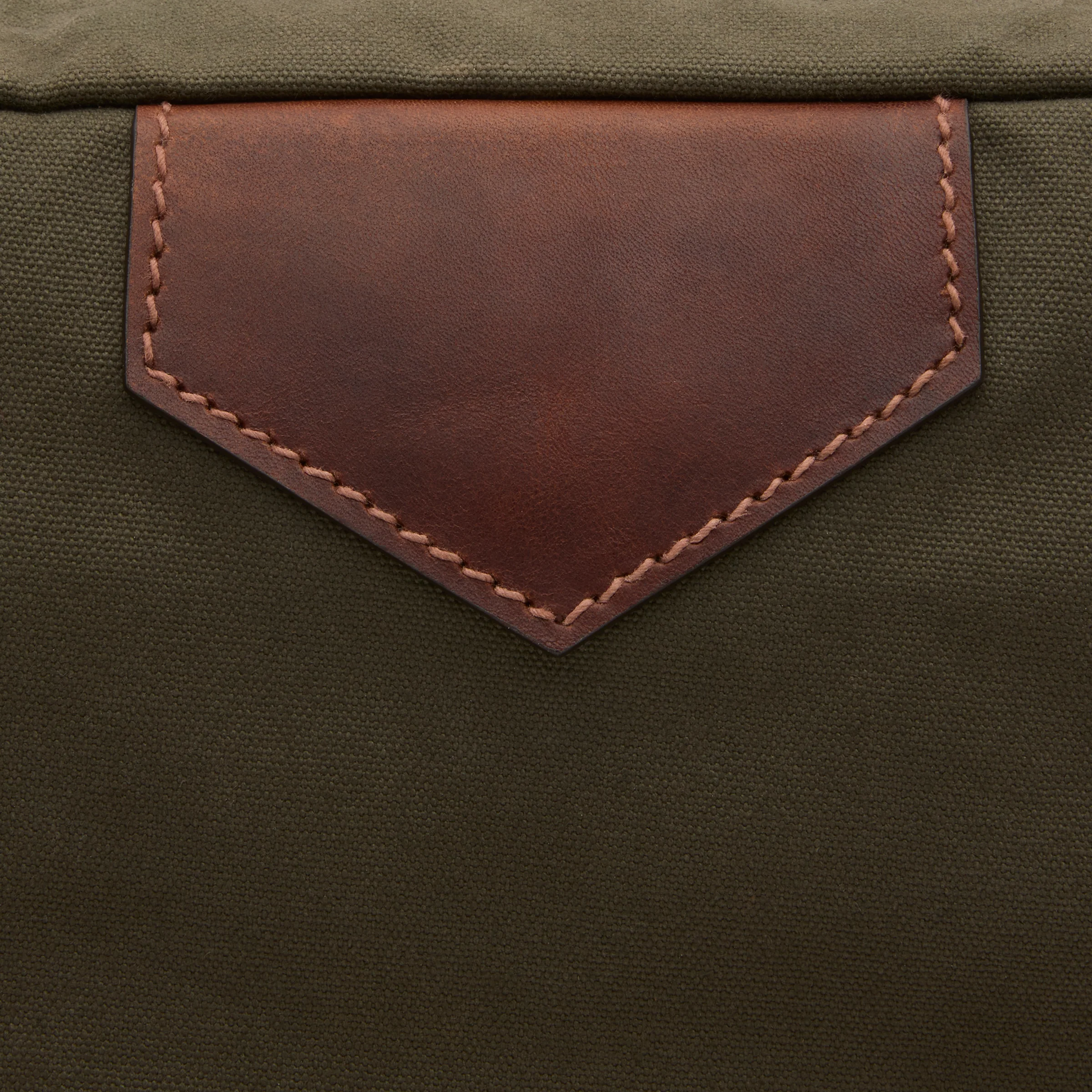 Kineño Canvas Dopp Kit - Image 4