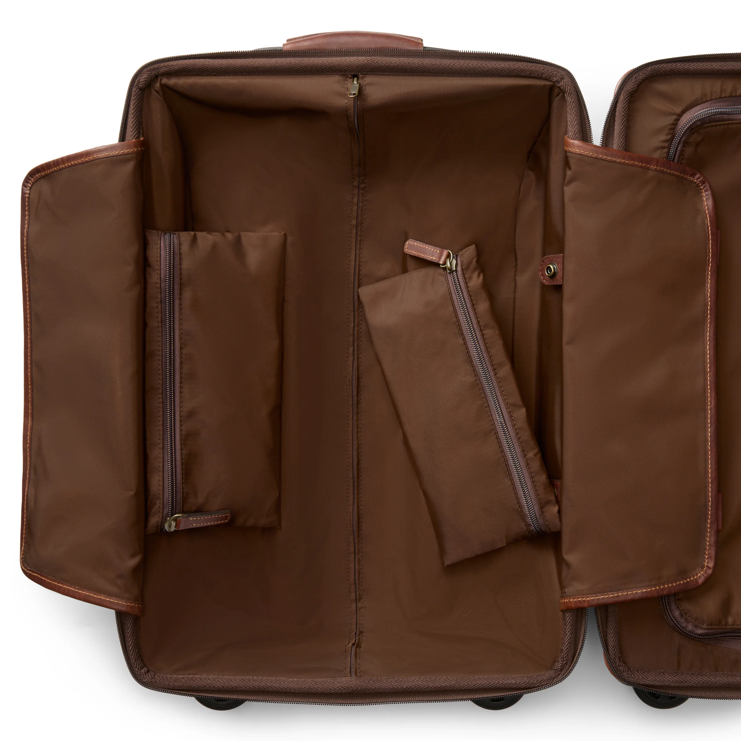 Kineño Leather Wheeled Carry On - Image 6