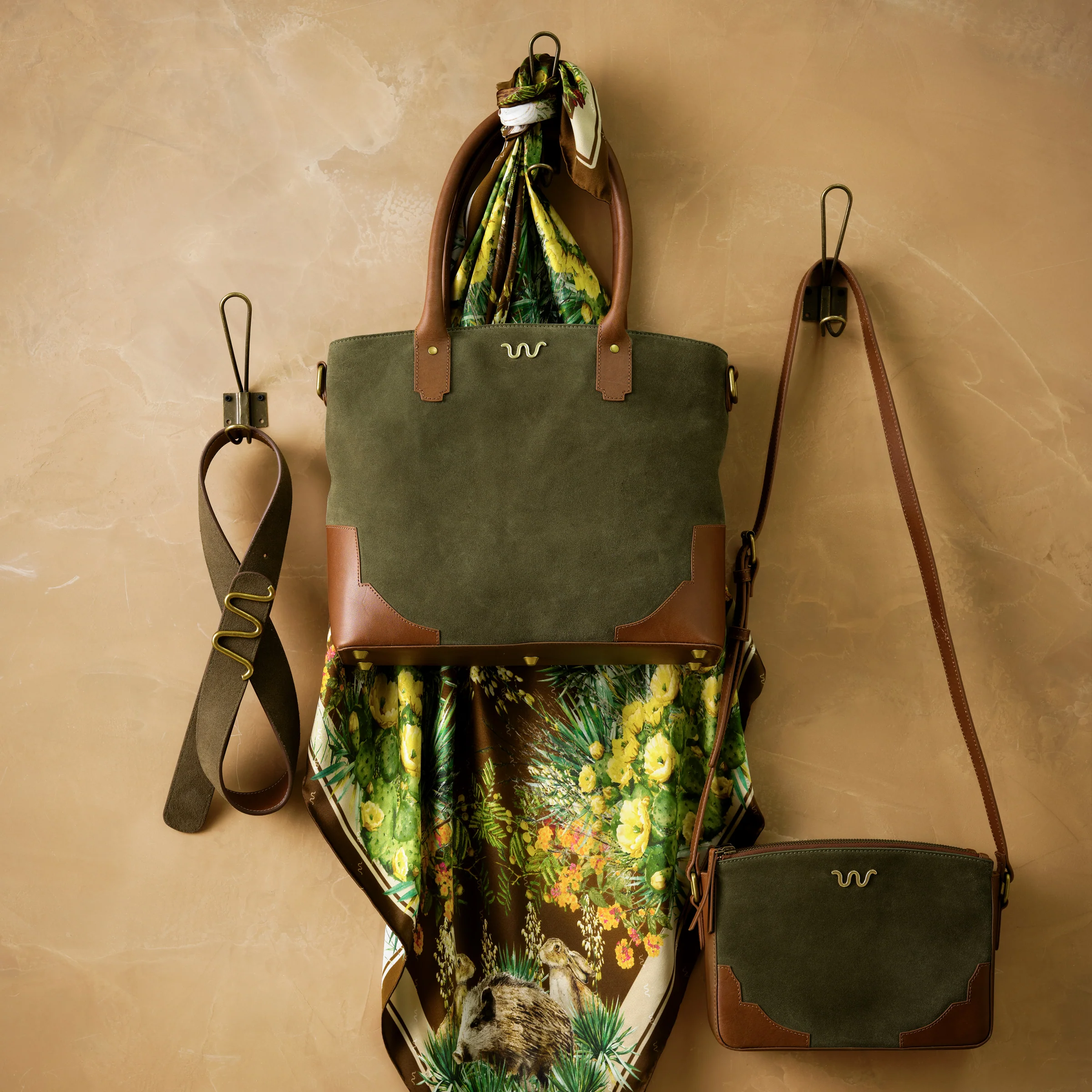 Legacy Leather Zip Tote - Image 15